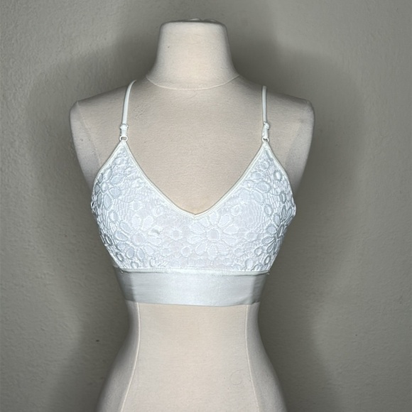 Free People Intimately Free Bralette White Size XS Boho Cottage Lace Enbroidered - Picture 3 of 7
